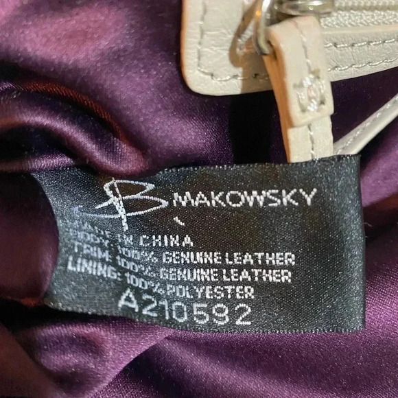 B. Markowsky silver metallic leather satchel handbag - Picture 6 of 11